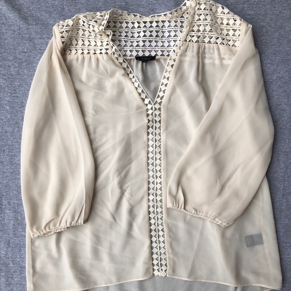 Aakaa cream dress top